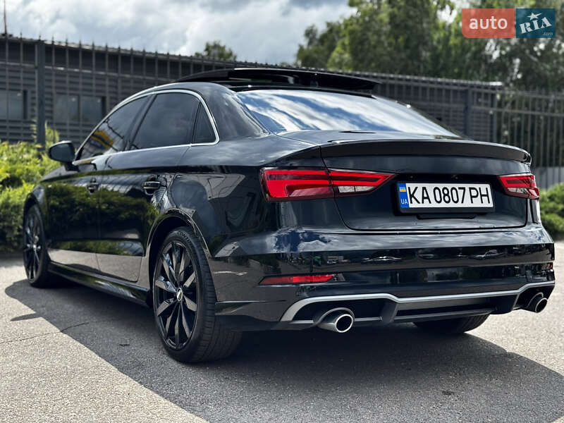 Седан Audi A3 2019 в Киеве