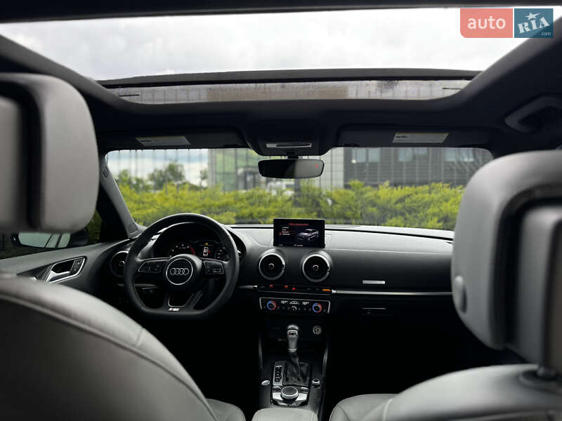 Седан Audi A3 2019 в Киеве