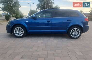 Хэтчбек Audi A3 2007 в 