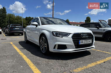 Седан Audi A3 2018 в 