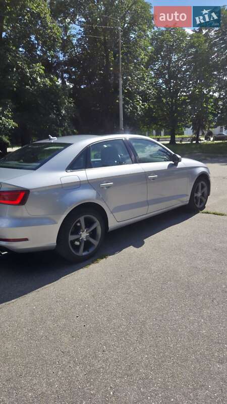 Седан Audi A3 2014 в Желтых Водах