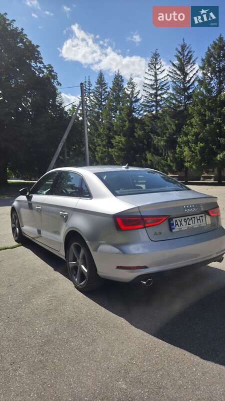 Седан Audi A3 2014 в Желтых Водах