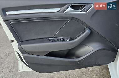 Седан Audi A3 2015 в 