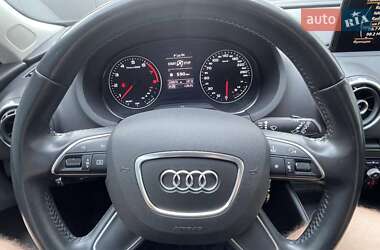 Хэтчбек Audi A3 2016 в 