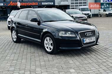 Хетчбек Audi A3 2010 в 