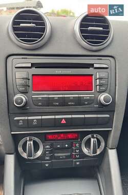 Хетчбек Audi A3 2010 в 