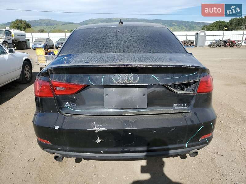 Седан Audi A3 2015 в Львове