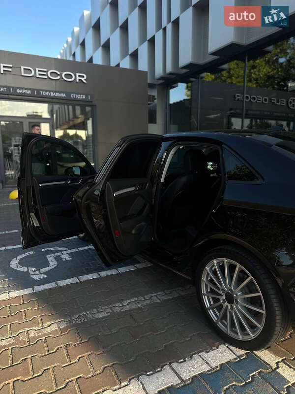 Седан Audi A3 2016 в Одессе