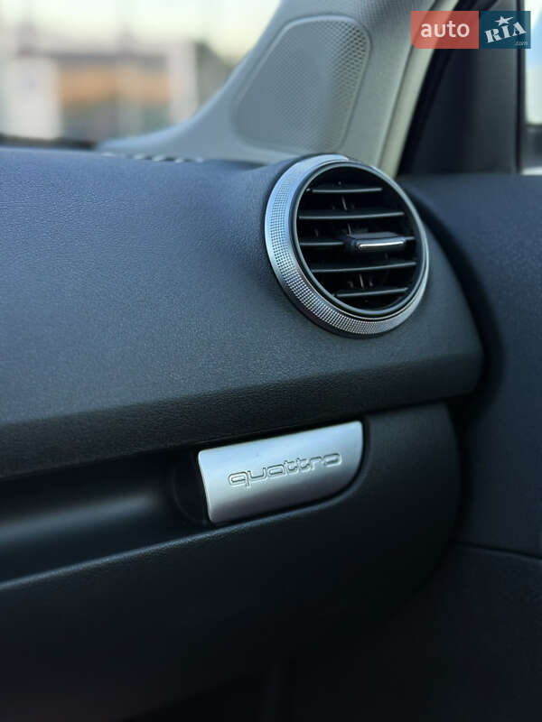 Хэтчбек Audi A3 2010 в Луцке