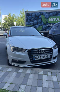 Седан Audi A3 2015 в 