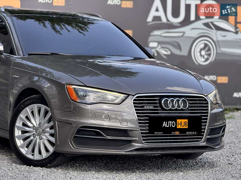 Хэтчбек Audi A3 2016 в Харькове