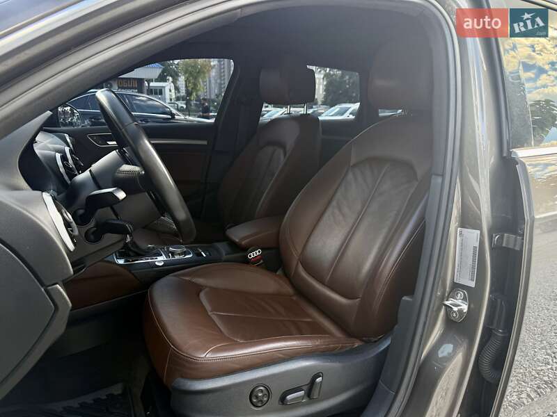 Хэтчбек Audi A3 2016 в Харькове