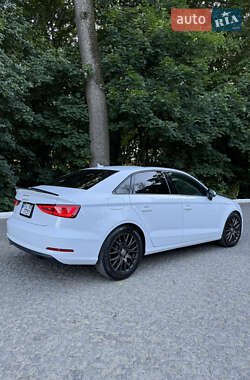 Седан Audi A3 2015 в 