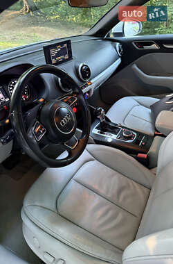 Седан Audi A3 2015 в 