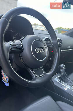 Седан Audi A3 2014 в 