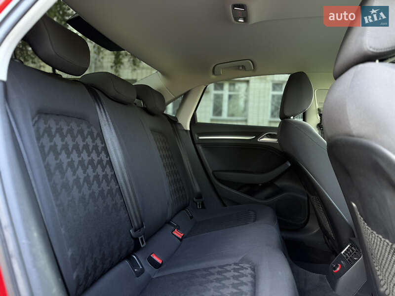 Седан Audi A3 2013 в Белой Церкви