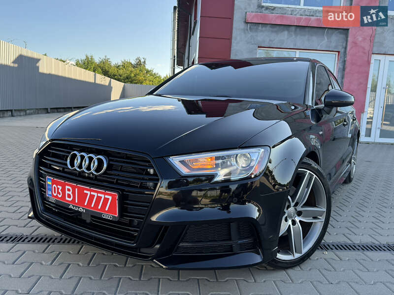 Седан Audi A3 2018 в Лубнах