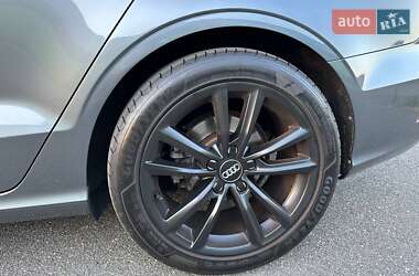 Седан Audi A3 2016 в 