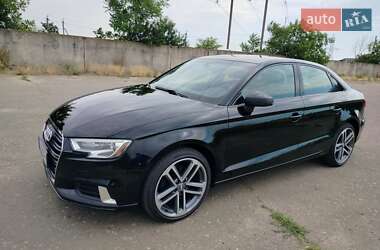 Седан Audi A3 2016 в Одессе