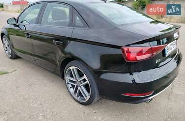 Седан Audi A3 2016 в Одессе