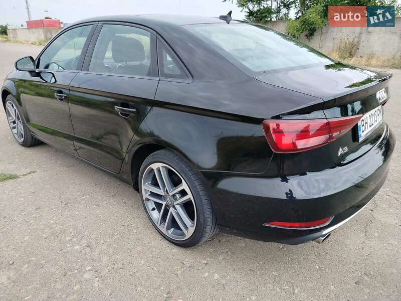 Седан Audi A3 2016 в Одесі