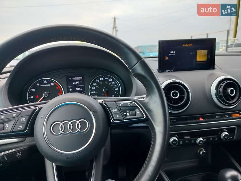 Седан Audi A3 2016 в Одесі