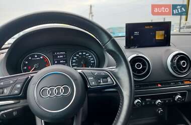 Седан Audi A3 2016 в 