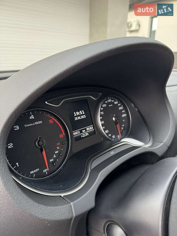 Хэтчбек Audi A3 2016 в Львове