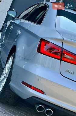 Седан Audi A3 2014 в 