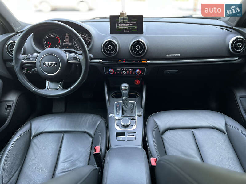 Седан Audi A3 2014 в Одессе
