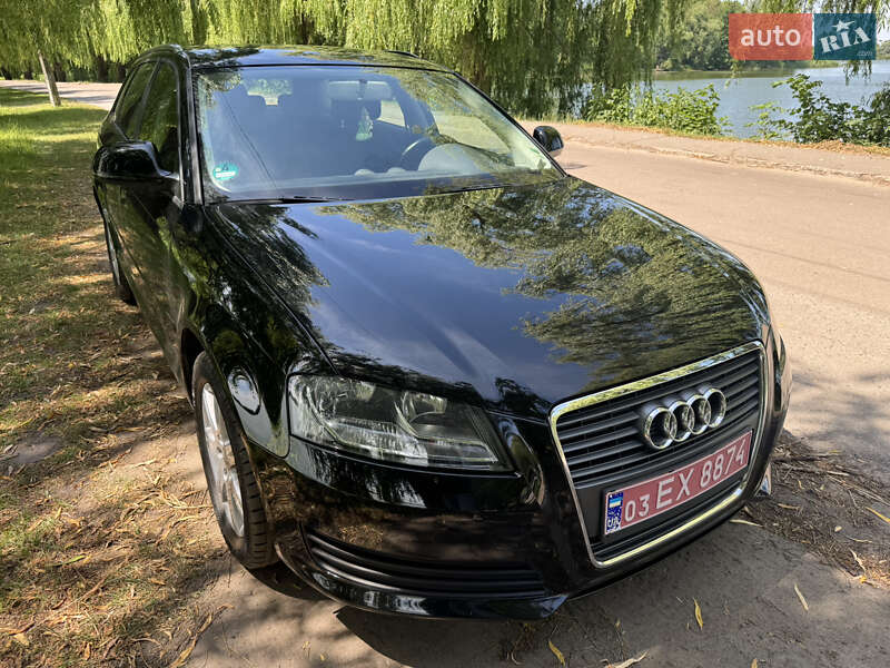 Хэтчбек Audi A3 2009 в Млинове