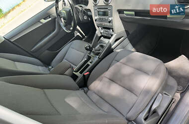 Хэтчбек Audi A3 2009 в 
