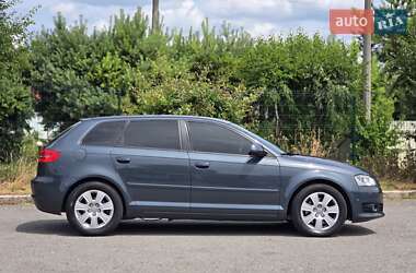 Хэтчбек Audi A3 2009 в 