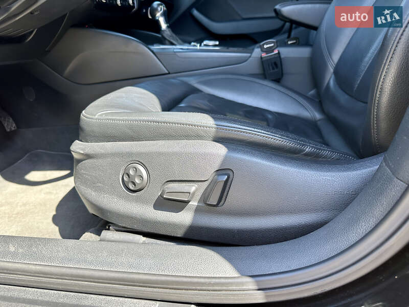 Седан Audi A3 2015 в Запорожье