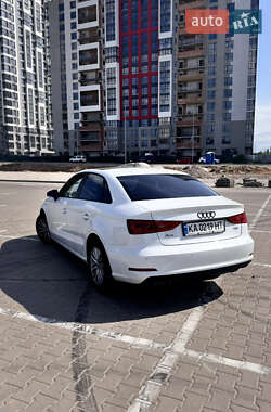 Седан Audi A3 2016 в Києві
