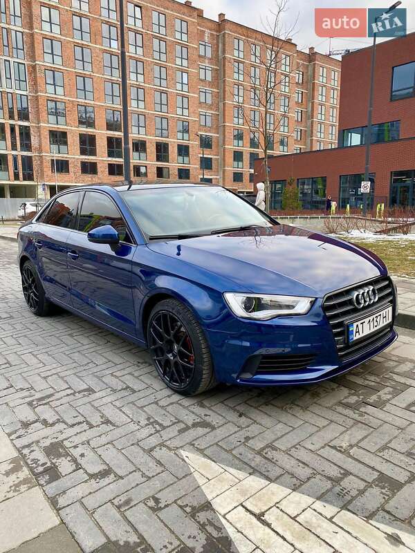 Седан Audi A3 2015 в 