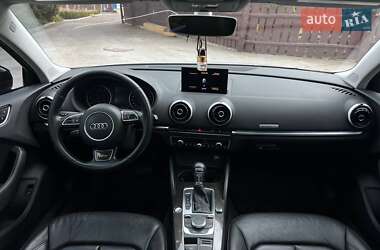 Седан Audi A3 2015 в 