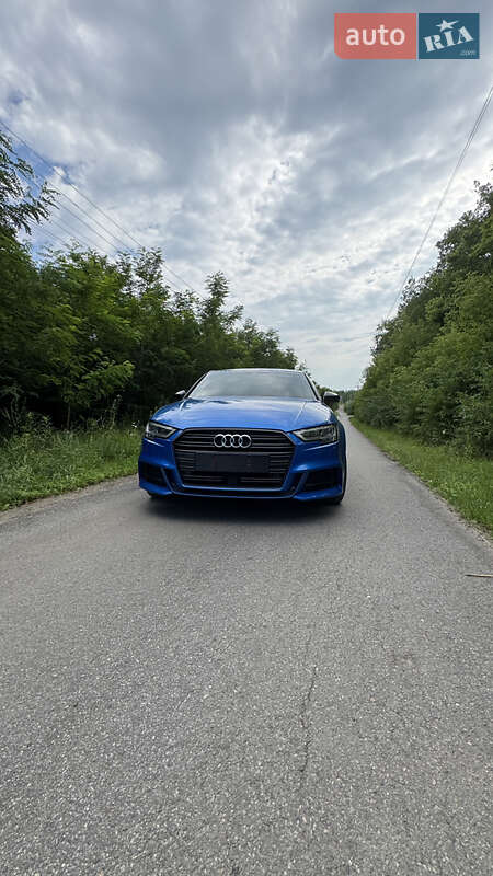Седан Audi A3 2017 в Харькове