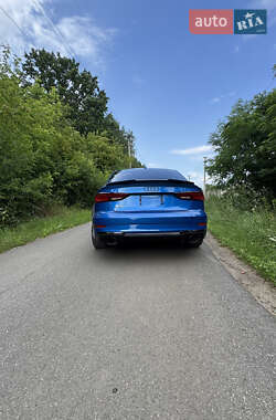 Седан Audi A3 2017 в 