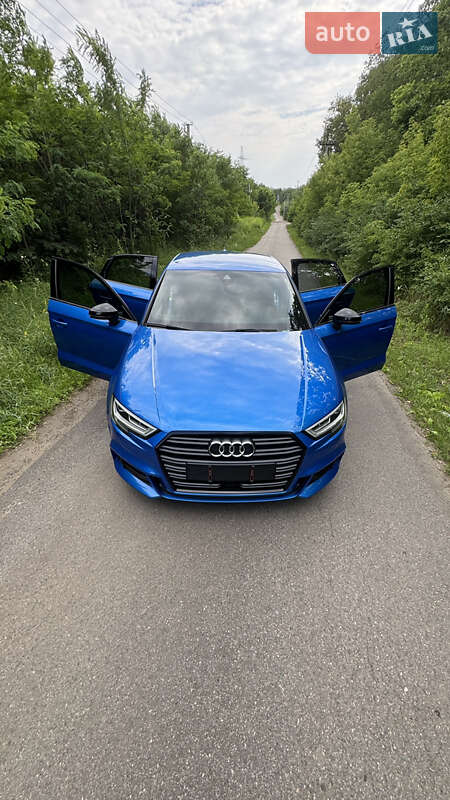 Седан Audi A3 2017 в Харькове