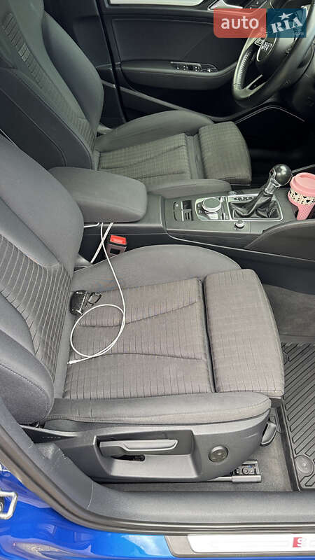 Седан Audi A3 2017 в Харькове