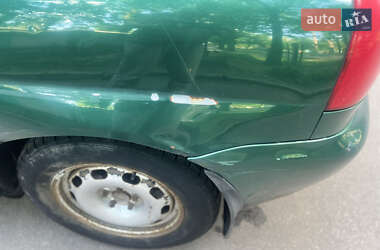 Хэтчбек Audi A3 1999 в 