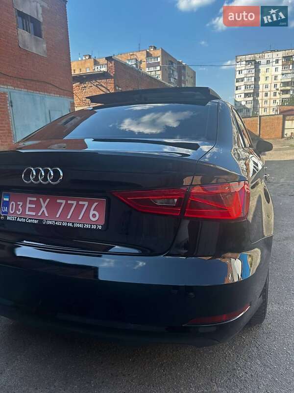 Седан Audi A3 2014 в Полтаве