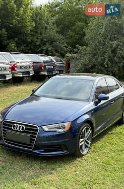 Седан Audi A3 2015 в Киеве