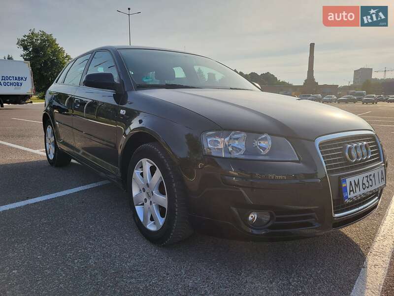 Хетчбек Audi A3 2005 в 