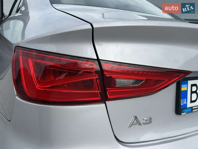 Седан Audi A3 2014 в Львове