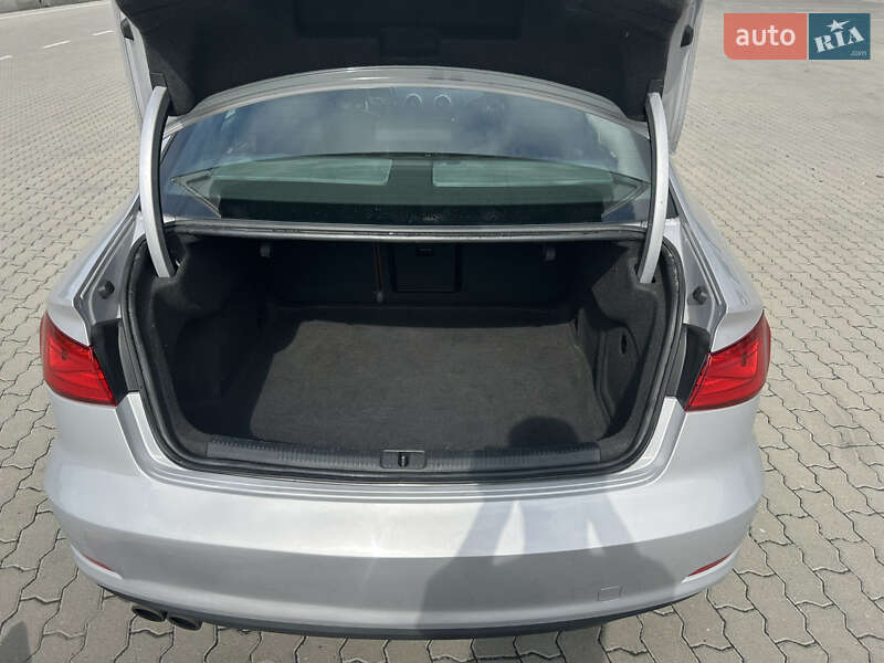 Седан Audi A3 2014 в Львове