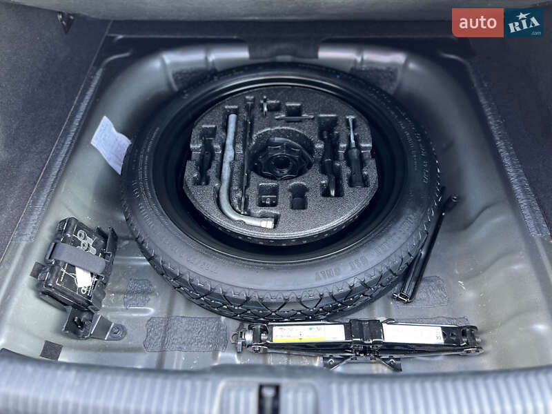 Седан Audi A3 2017 в Рівному