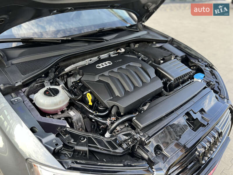 Седан Audi A3 2017 в Рівному