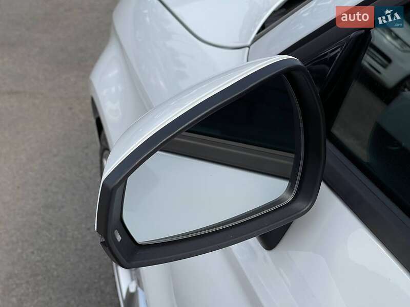Седан Audi A3 2015 в Киеве